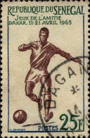 Sénégal (Rep) Poste Obl Yv: 220 Mi:261 Jeux De L'Amitié Football (TB Cachet Rond) - Senegal (1960-...)