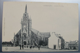 GUERLESQUIN. L'Eglise Et La Place - Guerlesquin