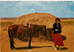 Indiens - Navajos - Navajo Maiden - Her Pony And Hogan On The Navajo Trail In Northern Arizona - Chevaux - CPM - Voir Sc - Indiani Dell'America Del Nord