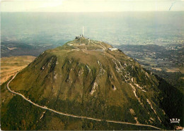 63 - Le Puy De Dome - Vue Aérienne - La Route Automobile Conduisant Au Sommet - A L'horizon La Ville De Clrmont Ferrand  - Altri & Non Classificati