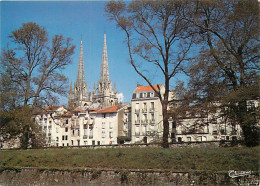 64 - Bayonne - La Cathédrale Et Les Remparts - Carte Neuve - CPM - Voir Scans Recto-Verso - Bayonne