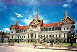 Thailande - Bangkok - The Royal Grand Palace Chakri And Dusit Maha Prasadh Throne Halls - CPM - Voir Scans Recto-Verso - Thaïlande