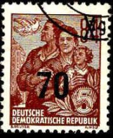 Rda Poste Obl Yv: 183 Mi: Famille & Colombe De La Paix (Beau Cachet Rond) - Used Stamps