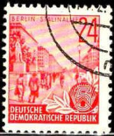 Rda Poste Obl Yv: 126 Mi:371 Berlin Stalinallee (Beau Cachet Rond) - Oblitérés