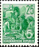 Rda Poste N* Yv: 156 Mi:415 Construction D'une Locomotive (sans Gomme) - Unused Stamps