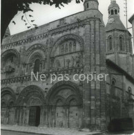 CIVRAY Vers 1960 L'église Photo 14 X 14 Cm VIENNE - Orte