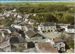 AC699 86 VIENNE CHATEAU GARNIER EN AVION AU DESSUS DE .....LA  PLACE  - - Autres & Non Classés