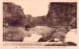 89 - Yonne - TONNERRE - Canal De Bourgogne - Le Grand Large - Peniche - Tonnerre