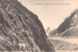 R332499 295. Chamonix. Passage Du Mauvais Pas Et Aiguille Du Geant. Auguste Cout - World