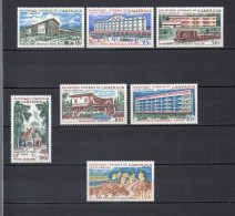 CAMEROUN  PA  N° 74 à 80   NEUFS SANS CHARNIERE COTE  15.00€   TRAIN HOTEL HABITAT PAYSAGE - Cameroun (1960-...)