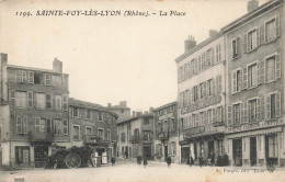 Ste Foy Les Lyon * La Place Du Village * Grand Café Du Commerce MORETAU * épicerie - Altri & Non Classificati