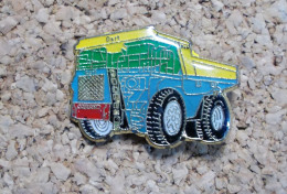 Pin's - Camion De Chantier - Trasporti