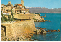 121 - Antibes - La Vieille Ville Et Les Remparts - Antibes - Les Remparts