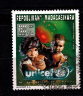 - MADAGASCAR - 1996 - YT N° 1446  - Oblitéré  - UNICEF - Madagascar (1960-...)