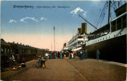 Bremerhaven - Anbordgehen Der Passagiere - Bremerhaven