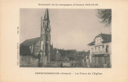 Pffeterhouse * La Place De L'église Du Village - Autres & Non Classés