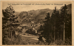 Dorf Geitersdorf Bei Rudolstadt Mit Geitersdorfer Platte Im Hintergrund - Saalfeld