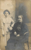 Souvenir Photo Postcard Hungary Debreczen Mother Daughter Elegance Coiffure - Fotografie