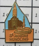 1818 Pin's Pins / Beau Et Rare / VILLES / EGLISE ST JACQUES HUNDLING Moselle Et Le Bassin De Vie De La Moselle-Est, En R - Städte