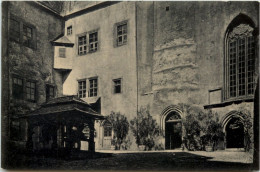 Rochsburg A. Mulde, Schlosshof Mit Dem Alten Ziehbrunnen - Lunzenau