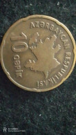 AZERBAYCAN--    10     KAPİK   VF - Azerbaiyán