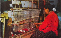 INDIENS - Navajo Rug Weaver - Native Americans