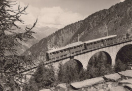 ZUG Schienenverkehr Eisenbahnen Vintage Ansichtskarte Postkarte CPSM #PAA944.DE - Eisenbahnen