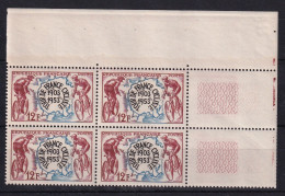 D 811 / LOT N° 955 BLOC DE 4 NEUF** COTE 10€ - Collections