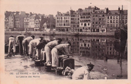 Le Havre  -   Sur Le Quai - Marins - Lessive  - CPA°J - Harbour