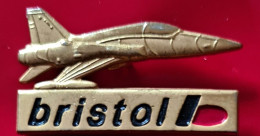 SUPER PIN'S "AVION - BRISTOL" En Zamac 3D Or  "BRISTOL" Zamac Or - Luftfahrt