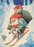 BABBO NATALE BAMBINO Natale Vintage Cartolina CPSM #PAK226.IT - Santa Claus