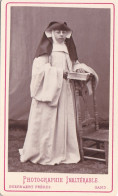 GAND - Photo CDV D'une Religieuse, Sœur Par Le Photographe BERRNAERT Frères, Gand - Photographie Inaltérable - Anciennes (Av. 1900)