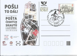 CDV PM 121 Czech Republic Post Of The Czech Scouts 2018 Cyclist Cancel, Lion - Postcards