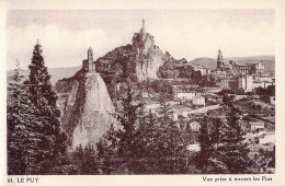 *CPA - 43 - LE PUY EN VELAY - Vue Prise à Travers Les Pins - Le Puy En Velay