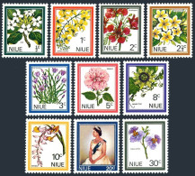 Niue 122-131, Hinged. Michel 99-109. Flowers, Queen Elizabeth QE II, 1969. - Niue
