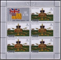 Niue 213 Sheet,MNH.Michel 188 Reign Of QE II,25th Ann.1977.Regalia.New Value. - Niue