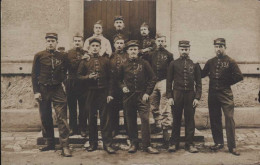 Photo Carte Groupe De Militaires à Bergerac Au 108me 11 Compagnie 3°Batillon Indiquant Le Nbre De Jours à Effectuer - Bergerac