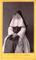 GAND - Photo CDV Portrait D'une Religieuse, Sœur  Par Le Photographe CH. D'HOY, Gent - Photo Inaltérable Au Charbon - Old (before 1900)