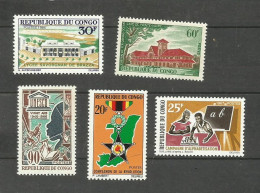 CONGO N°196 à 198, 203, 204 Neufs** Cote 5.05€ - Nuevas/fijasellos