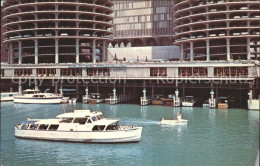 71977614 Chicago_Illinois Motorboote Parkhaus - Other & Unclassified