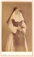 GAND - Photo CDV D'une  Religieuse, Sœur Par Le Photographe C.WANTE Artiste Peintre Photographe, Gand - Antiche (ante 1900)