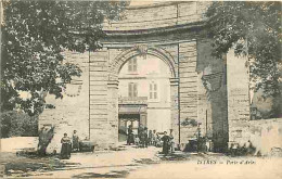 13 - Istres - Porte D'Arles - Animée - Oblitération Ronde De 1918 - CPA - Voir Scans Recto-Verso - Istres