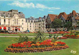 14 - Cabourg - Les Jardins Du Casino - Fleurs - Automobiles - CPM - Voir Scans Recto-Verso - Cabourg