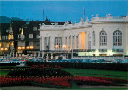 14 - Deauville - Le Casino, Au Centre De La Terrasse De Deauville - Fleurs - Vue De Nuit - Carte Neuve - CPM - Voir Scan - Deauville