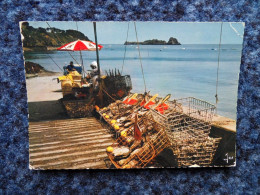 KB11/1287-Cancale Vente Des Huitres Devant Les Parcs 1970 - Cancale