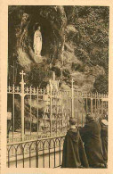 65 - Lourdes - Ville Connue Pour Son Pèlerinage Chrétien - CPA - Voir Scans Recto-Verso - Lourdes