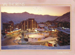 *CPM -73 - VAL THORENS - Le Centre, La Patinoire Au Crépuscule - Val Thorens