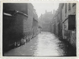 PHOTO - Ruelle Innondée - Non Située  - Ft 12 X 9 Cm - Autres & Non Classés