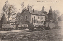 03 - DOYET - GARE DE LA PRESLE - BEAU PLAN SUR LOCOMOTIVE VAPEUR - CHEMINS DE FER SNCF - VOIR ZOOM - Andere & Zonder Classificatie