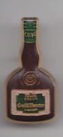 Pin's Bouteille De Crème  Grand Marnier Réf 4615 - Getränke